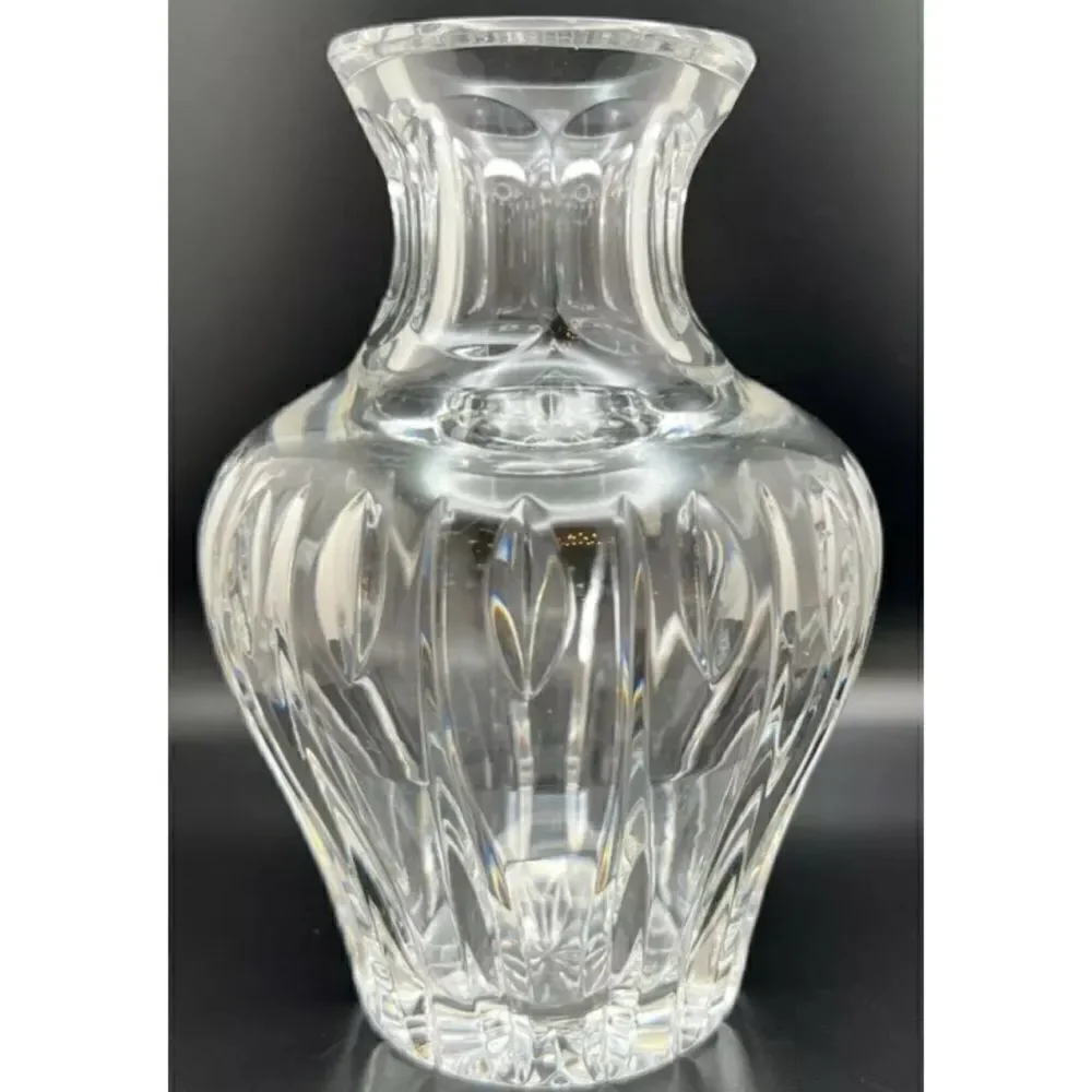 WATERFORD MARQUIS SHERIDAN 6 INCH CUT CRYSTAL VASE